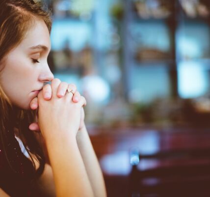 Photo Praying hands